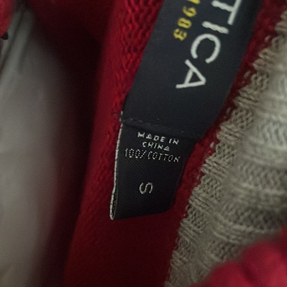 Nautica 100% Cotton red button up. - Picture 4 of 4